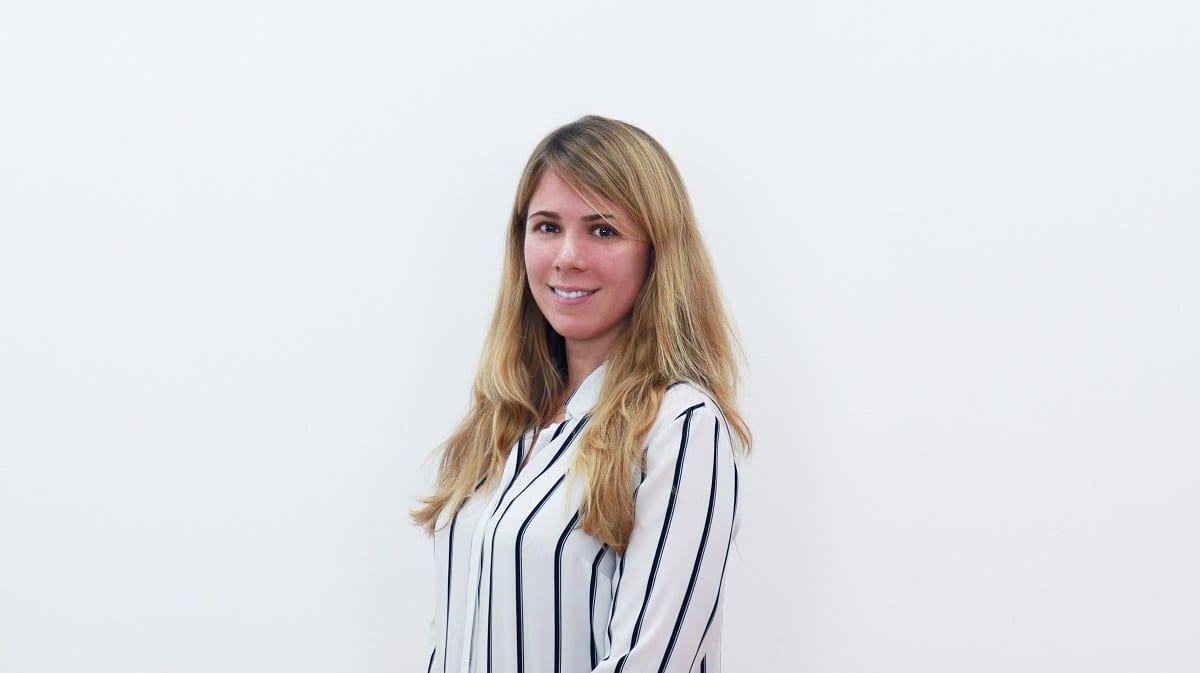 Yolanda DEvani Copia